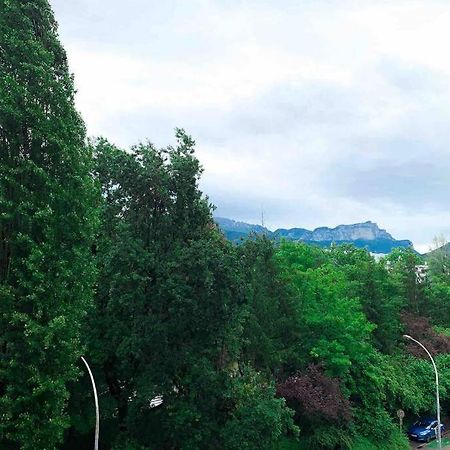 Charmant Appartement Avec Vue Sur Les Montagnes Annecy Exterior photo