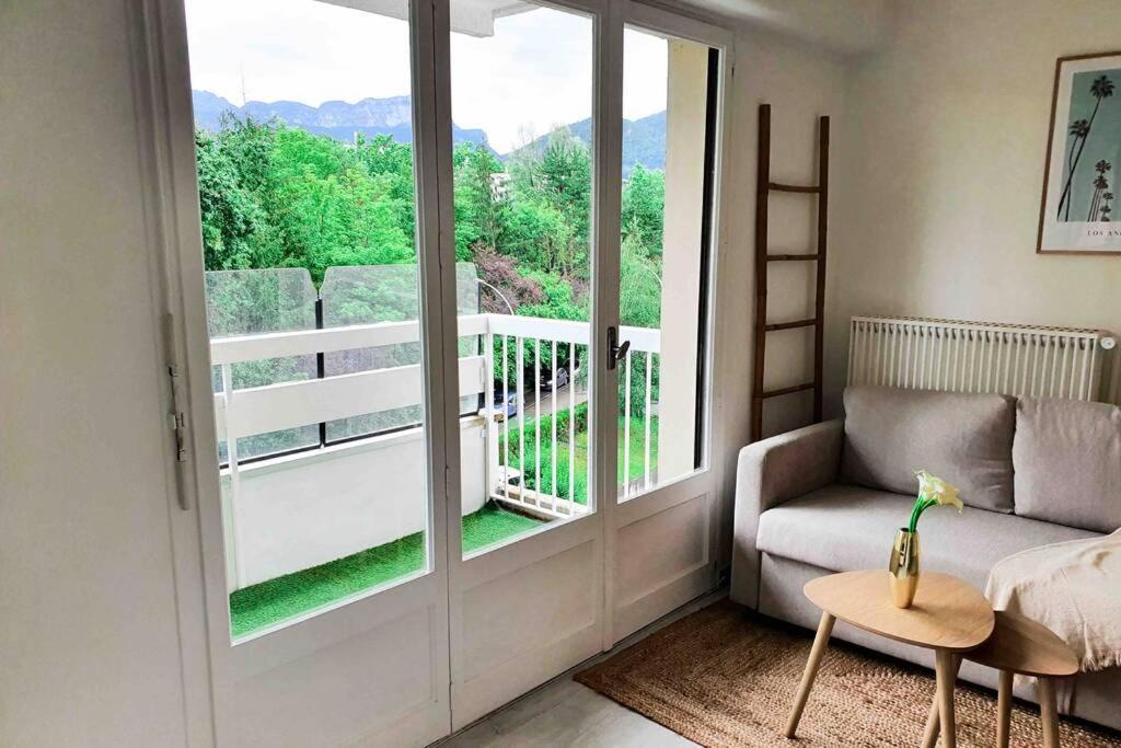 Charmant Appartement Avec Vue Sur Les Montagnes Annecy Exterior photo